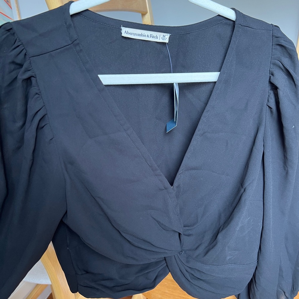 Black chiffon Abercrombie crop top, long sleeve
